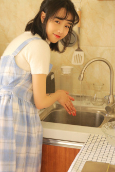 饥渴人妻精油按摩的功效